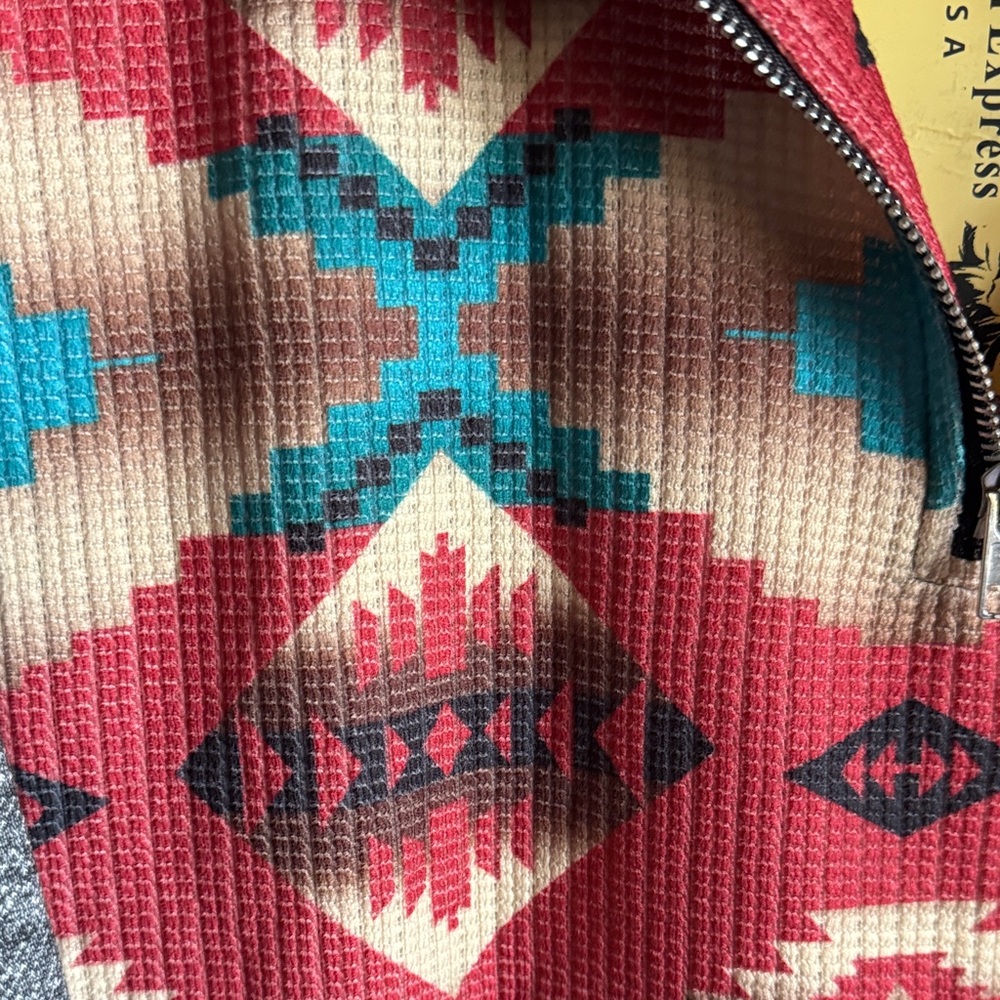 Cozy Aztec Patterned Women's Sweatshirt - Picture 2 of 5